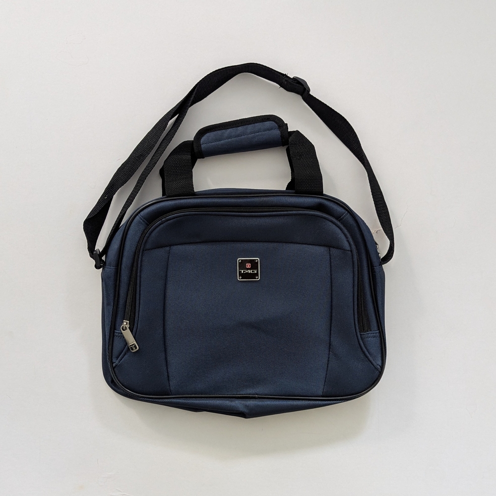 Tag Small Laptop Bag w/ Small Toiletry Bag